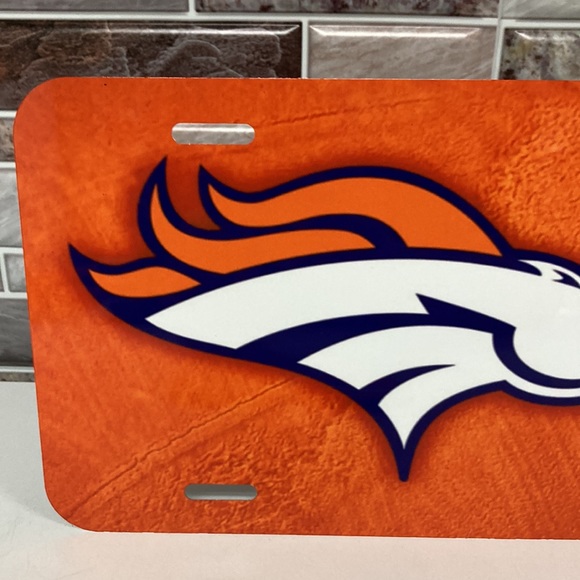 Denver Broncos License Plate And Cup Holder Inserts - Picture 5 of 5